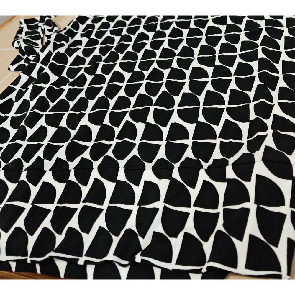 Donna Morgan Tie Waist Button Front Shirt Dress 3/4 Sleeve Sz 6 Small Geometric - Picture 5 of 7